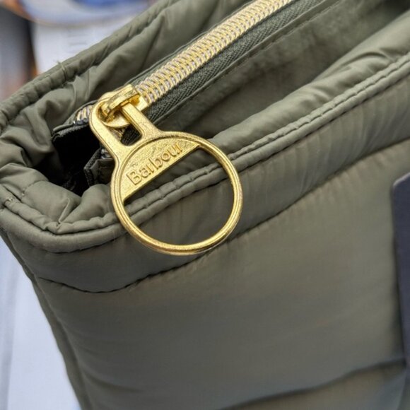 🆕 BARBOUR INTL 🧿 NWT Monaco Quilted Tote Bag, Envy Olive * SAMPLE * - Picture 7 of 16